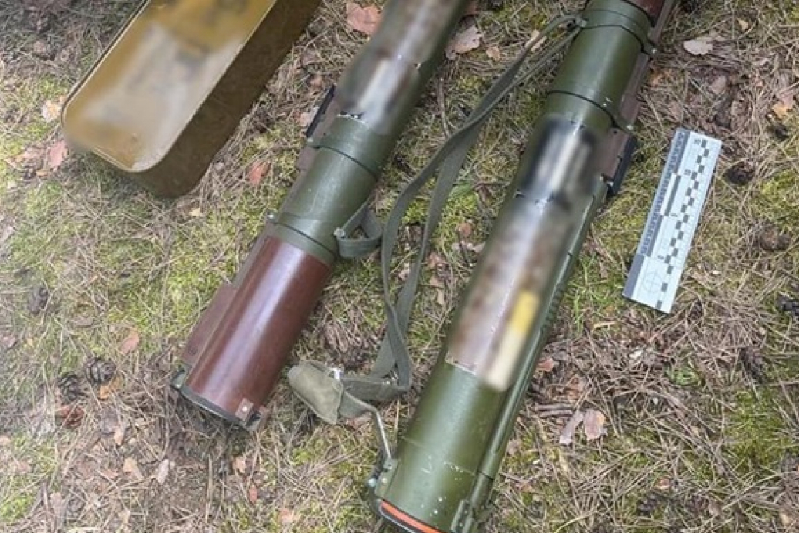 На Житомирщині затримали працівника військкомату, який зі своїм "товаришем" продавали боєприпаси