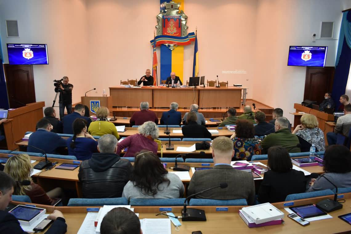 Коростенські депутати хочуть звернутися до Кабміну щодо продовження виплати соцдопомоги переселенцям