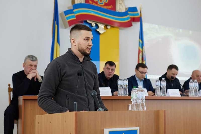 nagpozh160425 2