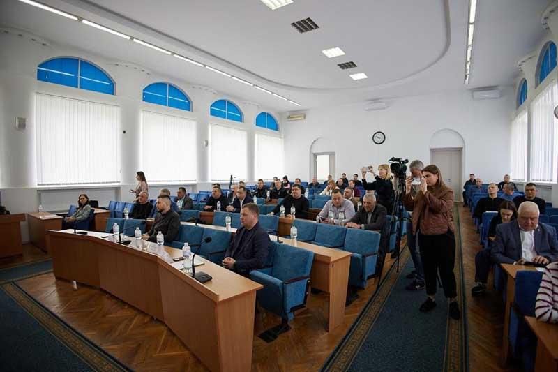 nagpozh160425 4